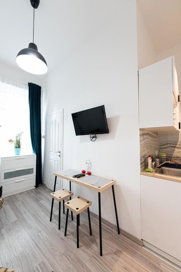 Апартаменти King Seventeen Homes *